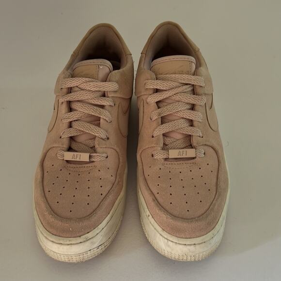 NIKE Air Force 1 Sage Low 'Particle Beige' - Picture 3 of 3